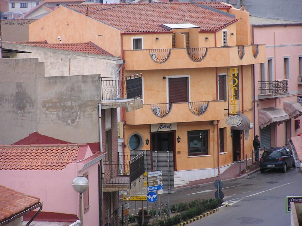Hotel Mistral بورتوسكوسو المظهر الخارجي الصورة