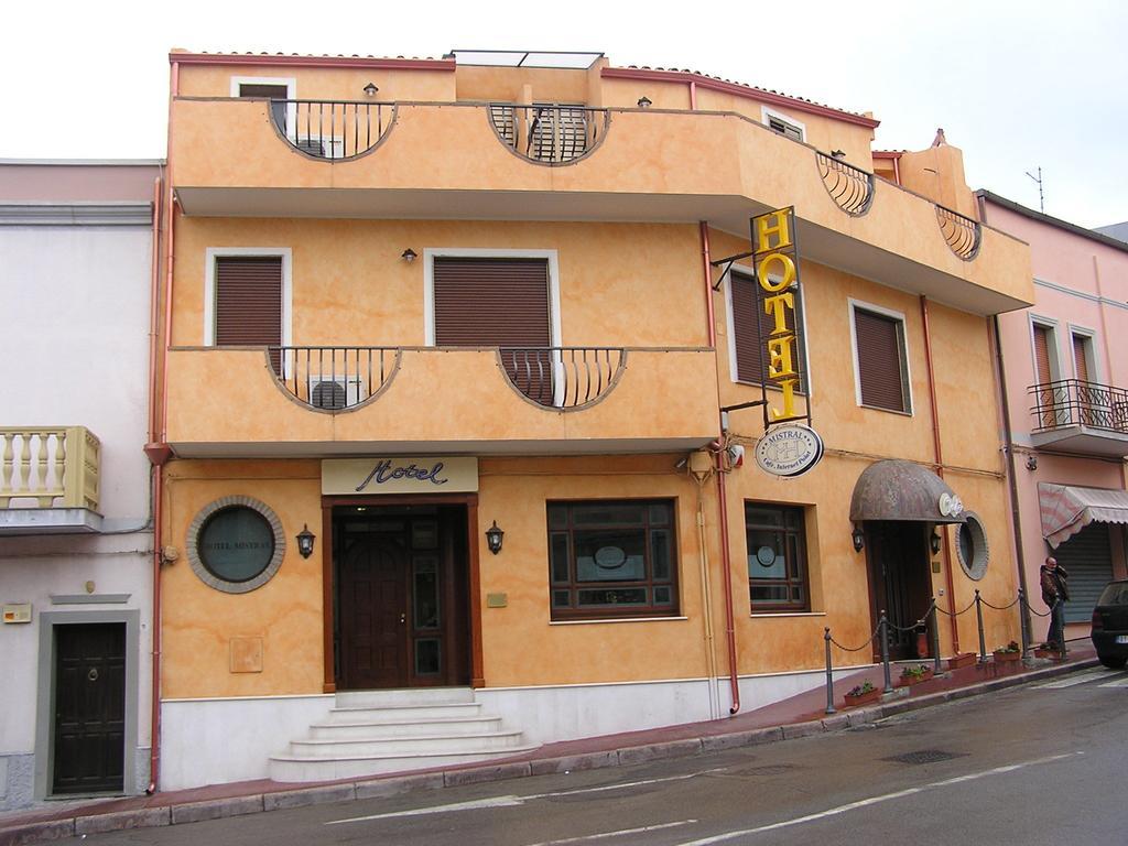 Hotel Mistral بورتوسكوسو المظهر الخارجي الصورة